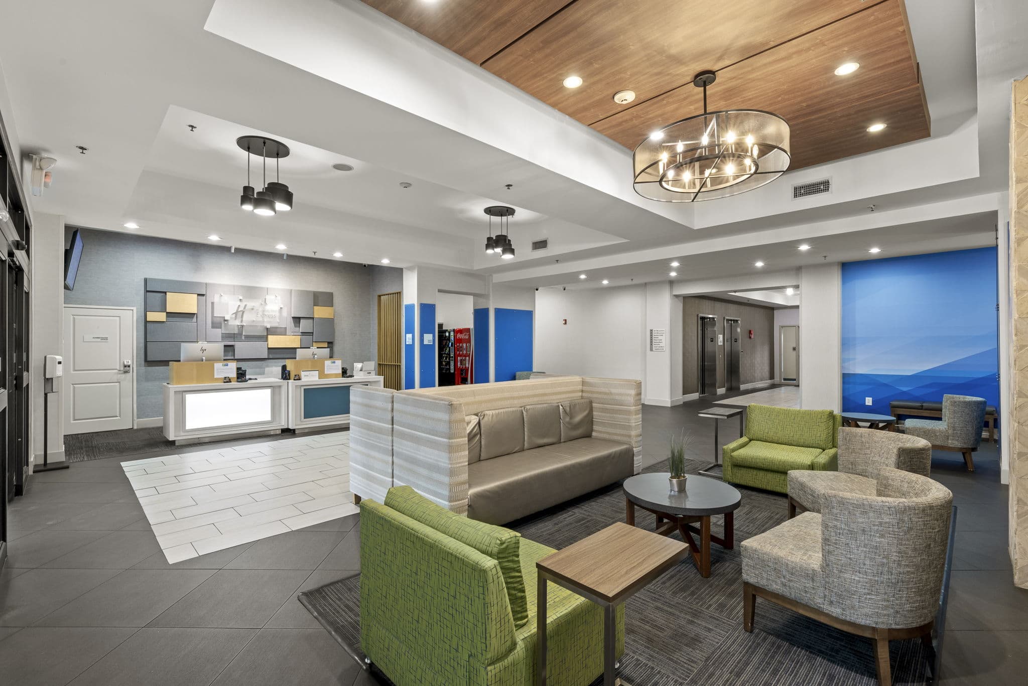 Holiday Inn Express Guest Room