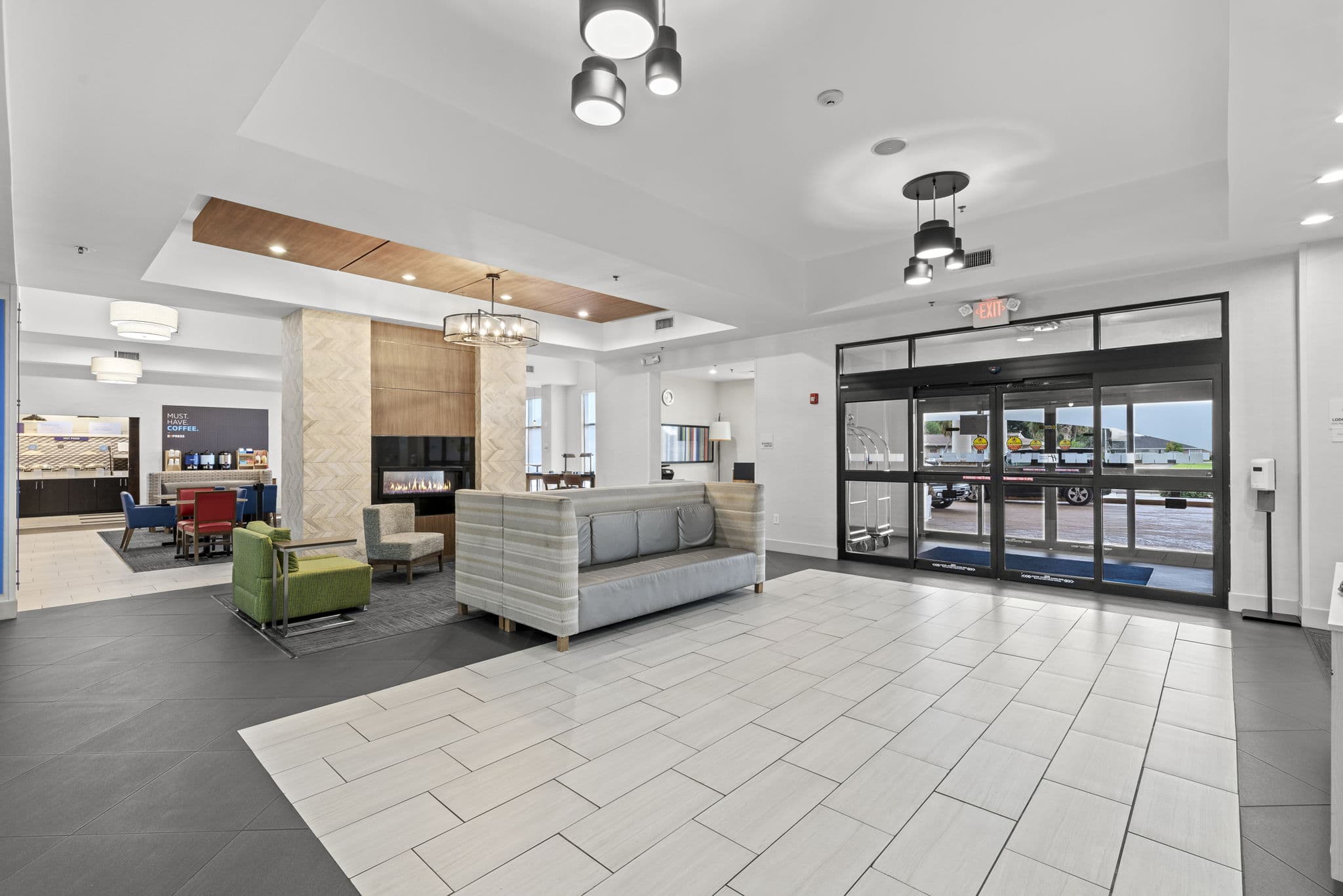 Holiday Inn Express King Room