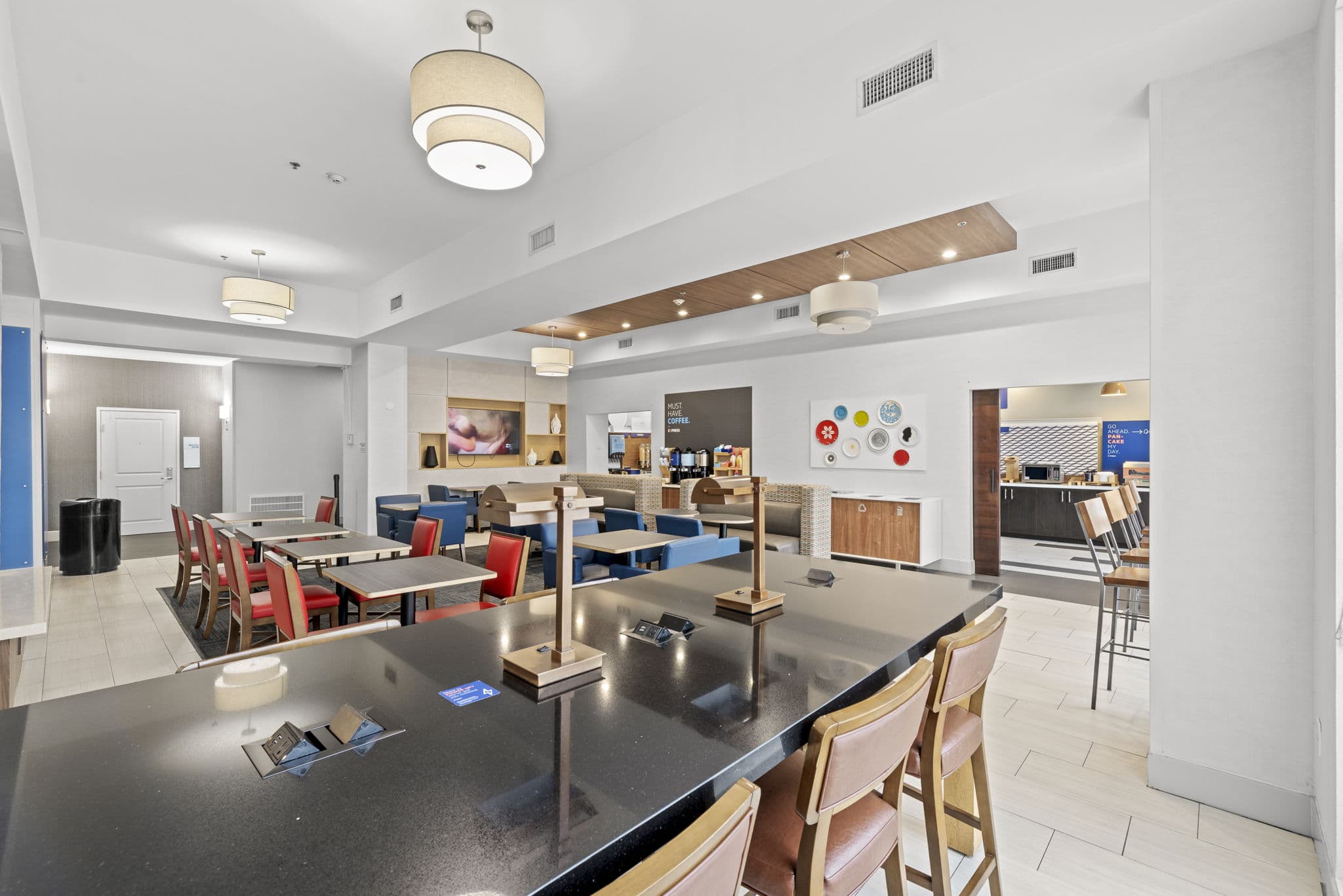 Holiday Inn Express Hallway